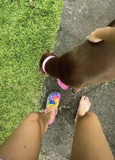 Khalyla Kuhn feet photo thumbnail