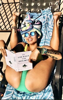 Khalyla Kuhn feet photo thumbnail