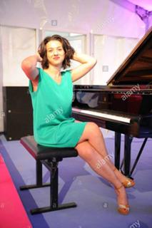 Khatia Buniatishvili feet photo 5
