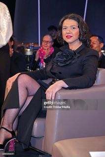 Khatia Buniatishvili feet photo 7