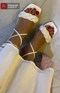 Khawla Al-Maraghi feet photo 16