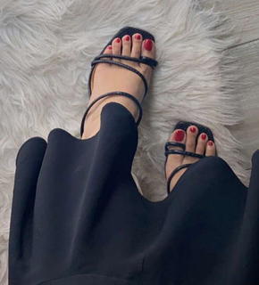 Khawla Al-Maraghi feet photo 15