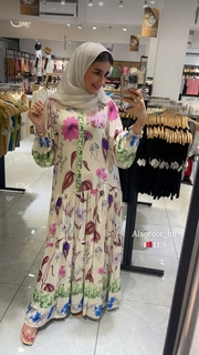 Khawla Al-Maraghi feet photo 10