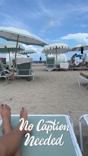 Khloe Kay feet photo thumbnail