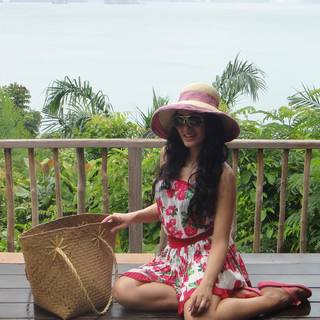 Khushali Kumar feet photo 2