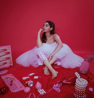 Khushi Kapoor feet photo 6