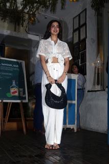 Khushi Kapoor feet photo 5