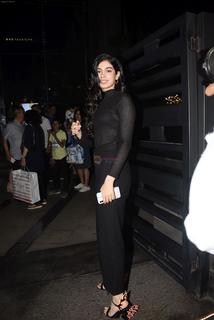 Khushi Kapoor feet photo 2