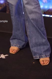 Khushi Kapoor feet photo 6