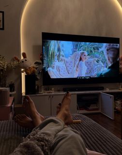 Khushi Kapoor feet photo 4