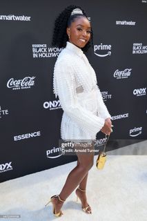 KiKi Layne feet photo 8
