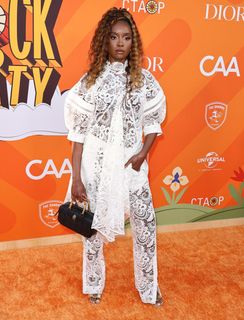 KiKi Layne feet photo 5