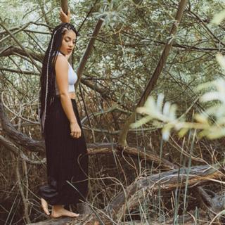 Kiana Ledé feet photo 6