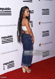 Kiana Ledé feet photo 20