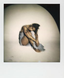 Kiana Ledé feet photo 12