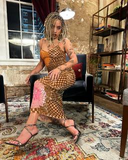 Kiana Ledé feet photo 5