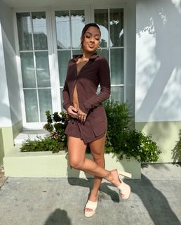 Kiana Ledé feet photo 1