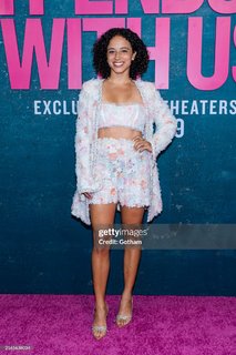 Kiana Madeira feet photo 14
