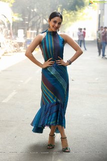 Kiara Advani feet photo thumbnail