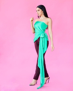 Kiara Advani feet photo thumbnail