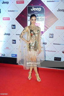 Kiara Advani feet photo thumbnail