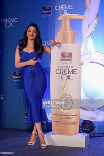 Kiara Advani feet photo thumbnail