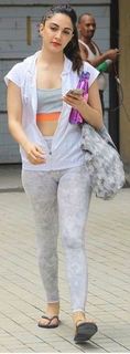 Kiara Advani feet photo thumbnail