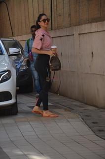 Kiara Advani feet photo thumbnail