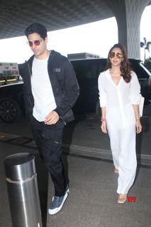 Kiara Advani feet photo thumbnail