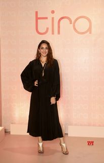 Kiara Advani feet photo thumbnail