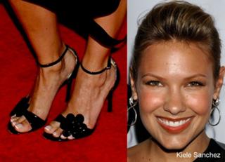 Kiele Sanchez feet photo thumbnail