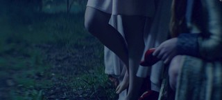 Kiernan Shipka feet photo thumbnail