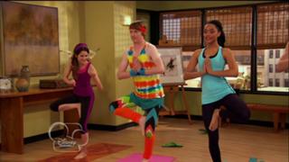 Kiersey Clemons feet photo thumbnail