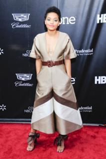 Kiersey Clemons feet photo thumbnail