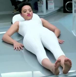 Kiersey Clemons feet photo thumbnail