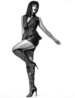 Kiersey Clemons feet photo thumbnail