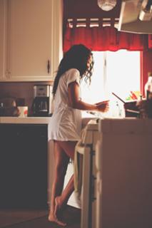 Kiersey Clemons feet photo thumbnail