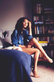 Kiersey Clemons feet photo thumbnail