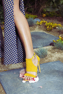 Kiersey Clemons feet photo thumbnail