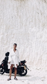 Kiersey Clemons feet photo thumbnail