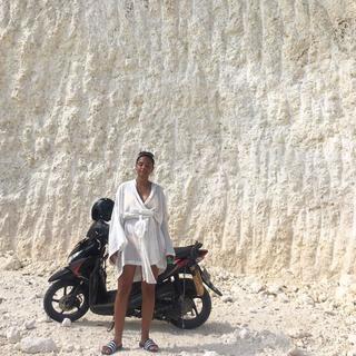 Kiersey Clemons feet photo thumbnail