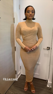 Kiersey Clemons feet photo thumbnail