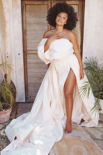 Kiersey Clemons feet photo thumbnail