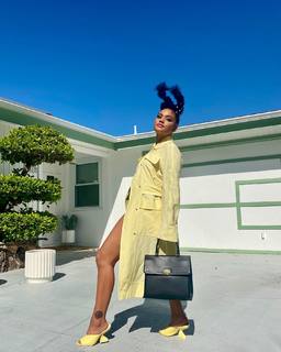 Kiersey Clemons feet photo thumbnail