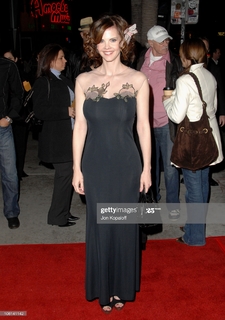 Kiersten Warren feet photo 11