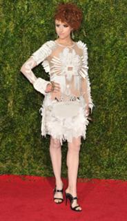 Kiesza feet photo 7