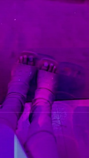 Kiiara feet photo 2