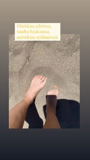 Kiira Korpi feet photo 1