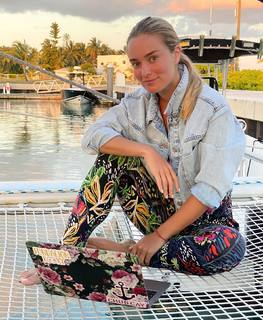 Kika Silva feet photo 18