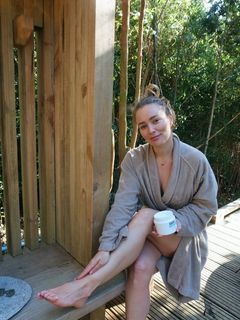 Kika Silva feet photo 16